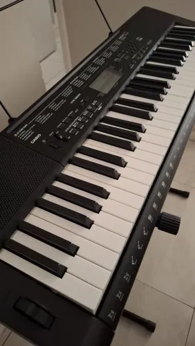 Kit Teclado Casio Ctk 3500 - Teclado + Pedal + Suporte + Capa + Fonte