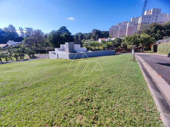Terreno de 550 m² à venda no Residencial Garden Park  Condomínio de Alto Padrão | Zona Les