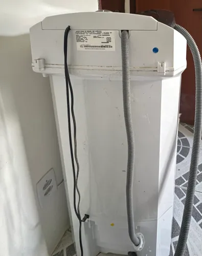 Tanquinho de lavar roupa 