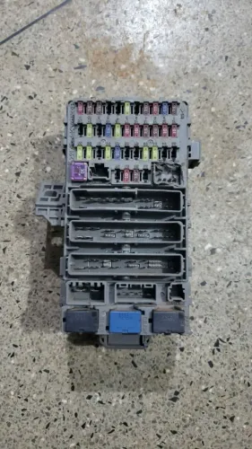 Caixa fusiveis New Civic 07 11