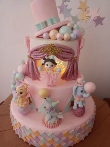 Bolo fake decoração pra festa