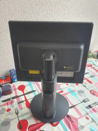 Monitor LG