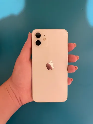 iPhone 12