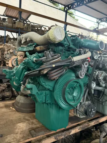 Motor do Volvo VM 330 ano 2020 
