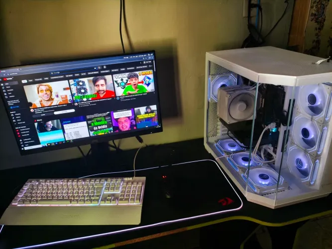 Vendo Pc gamer completo com Rzen 7 5700x3d