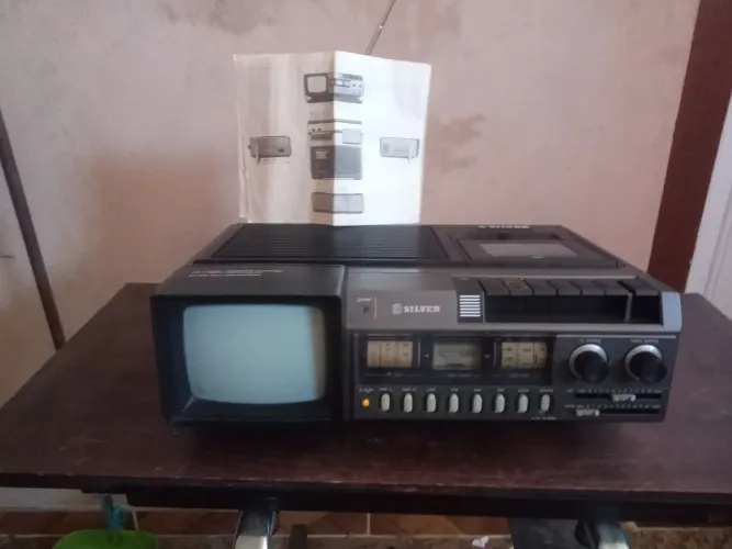 TV CASSETE SILVER C MANUAL.. FAVOR LER DESCRIÇÃO