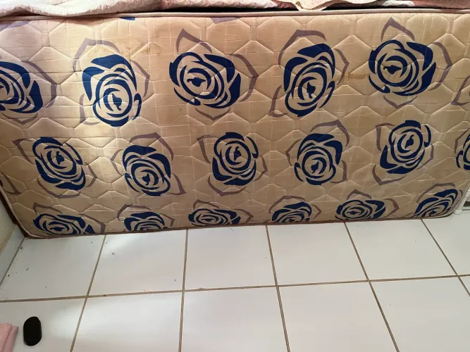 Cama de solteiro