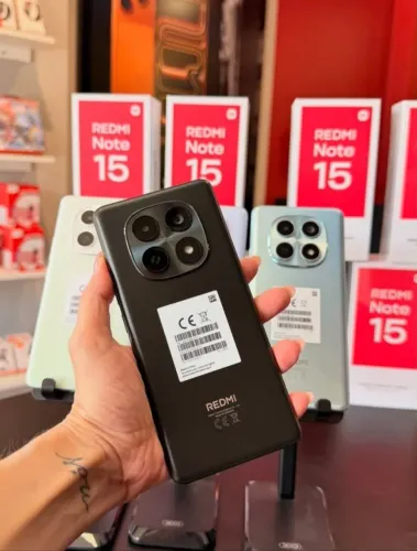 Redmi Note 15 4G 256GB 8GB RAM Desempenho rápido e ótimo para uso diário