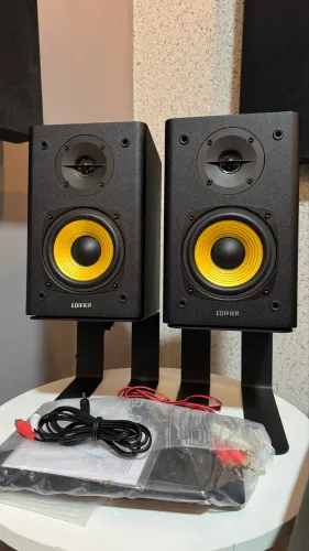 Caixas Edifier R1000T4