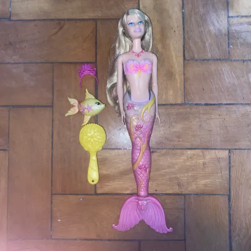 Barbie rara splash and style 2007