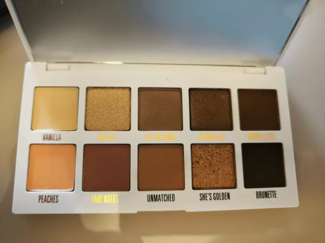 Paleta de Sombras kylie Jenner