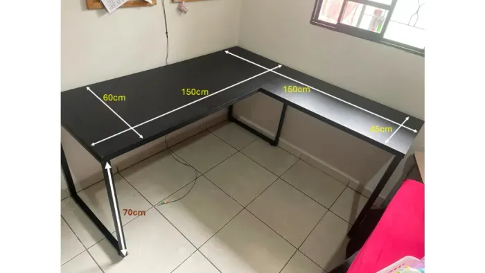 Mesa em L Preta 150cm - Escritório / Home Office
