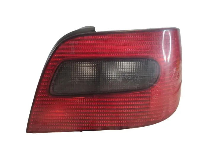Lanterna Direita Traseira Citroen Xsara 1998 A 2002 Esquerdo Vermelho