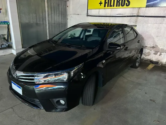 Toyota Corolla GLI 1.8 Flex 16V Aut. 2016