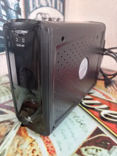 Nobreak e estabilizador de 600VA