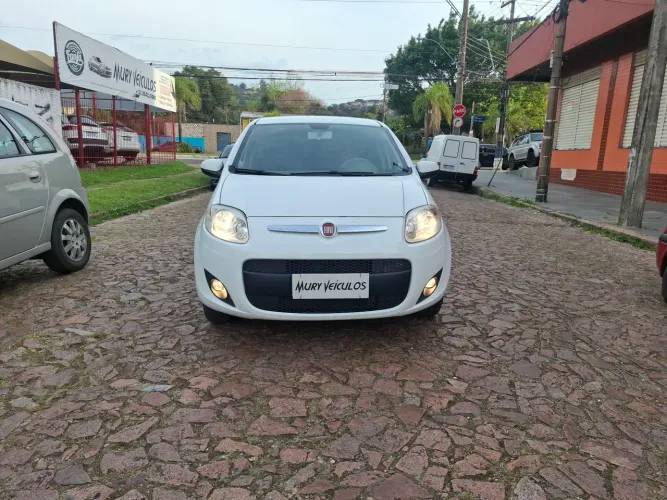 Fiat Palio Attractive 1.0 EVO Fire Flex 8V 5P 2014