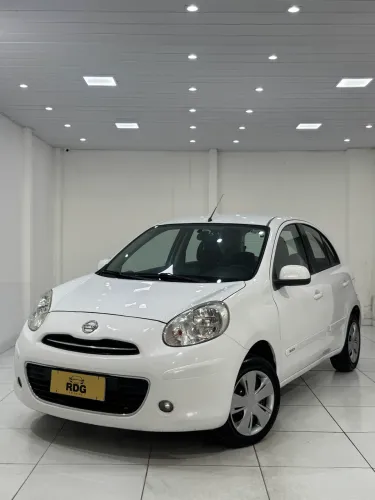 Nissan March S 1.0 16V Flex Fuel 5P 2014
