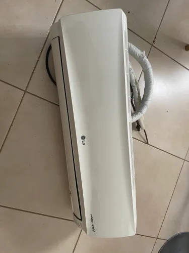 Evaporadora de ar condicionado LG