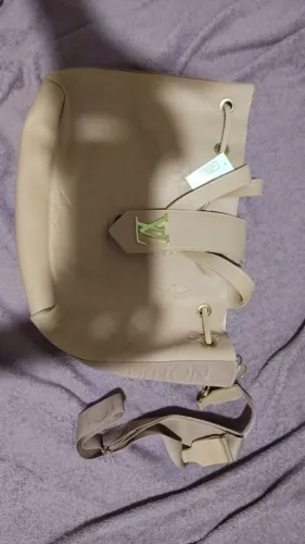 Bolsa nova