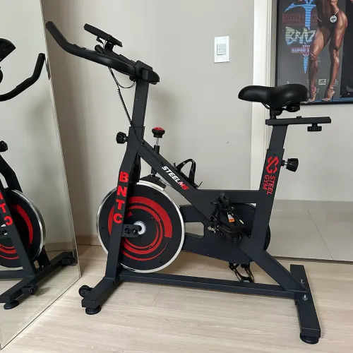 Bike de Spinning BNTC STEEL GYM