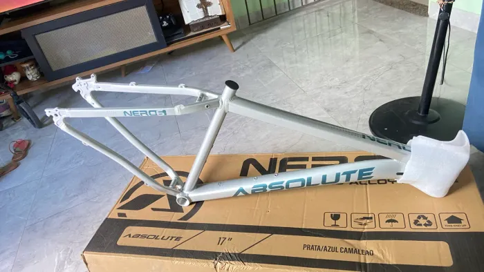 Bike quadro 17, Aro 29 nova