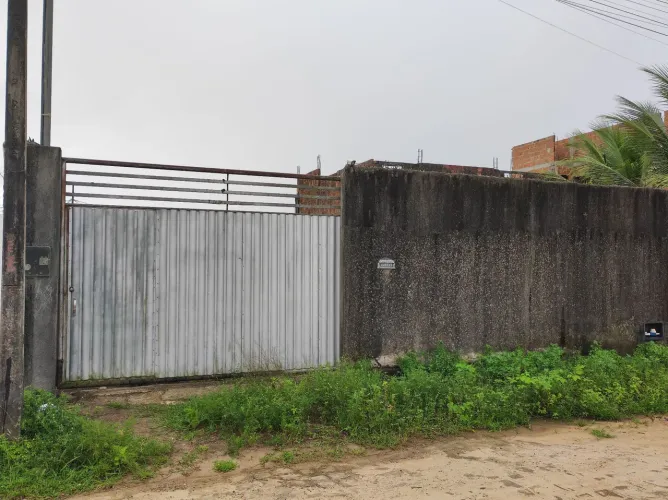 Vende-se terreno no bairros das indústrias