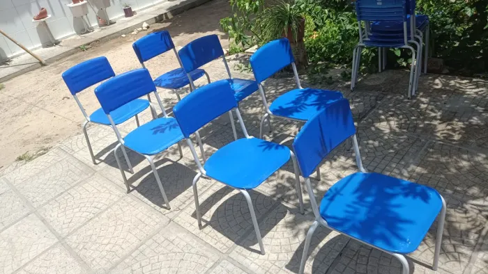 Cadeiras azuis ótimo preço