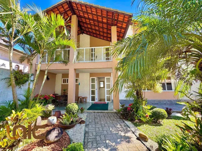 Casa com 5 dormitórios à venda, 327 m² por R$ 1.950.000,00 - Comary - Teresópolis/RJ