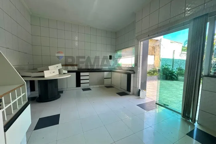 Sobrado Perfeito em Mauá: 3 Quartos, 2 Banheiros