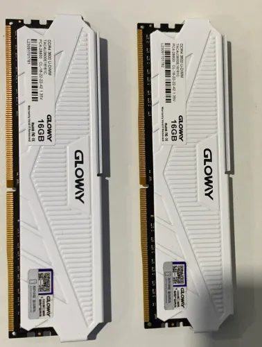 Kit Memória Ram 32gb (2x16gb) Ddr4 3600mhz Branca