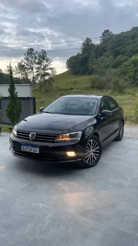 Volkswagen Jetta Highline 2.0 TSI 16V 4P Tiptronic 2016