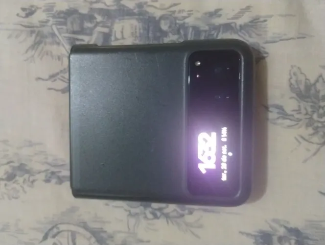 Motorola RAZR 40