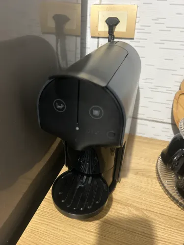 Cafeteira delta Q
