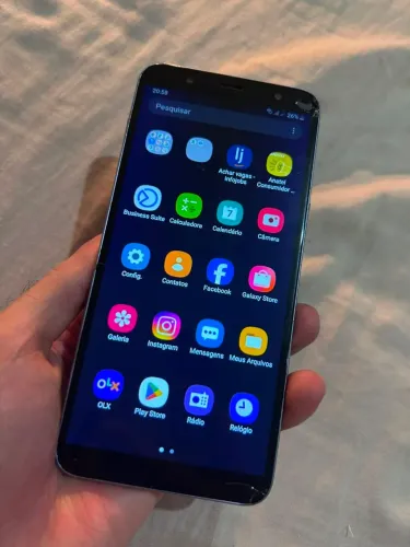 Samsung j8