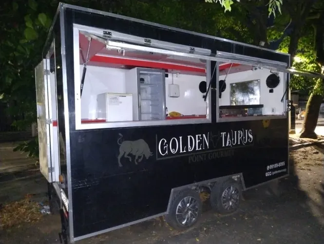 Vendo Foodtruck em ótimo estado