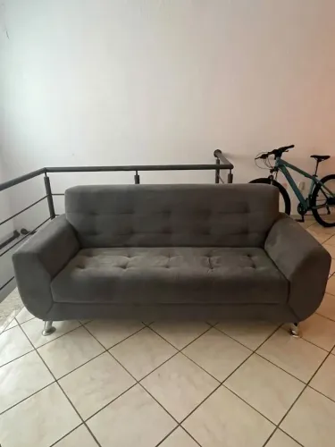 Sofá 3 lugares cinza