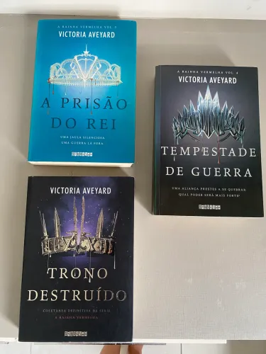 COLEÇÃO A RAINHA VERMELHA - 3 LIVROS