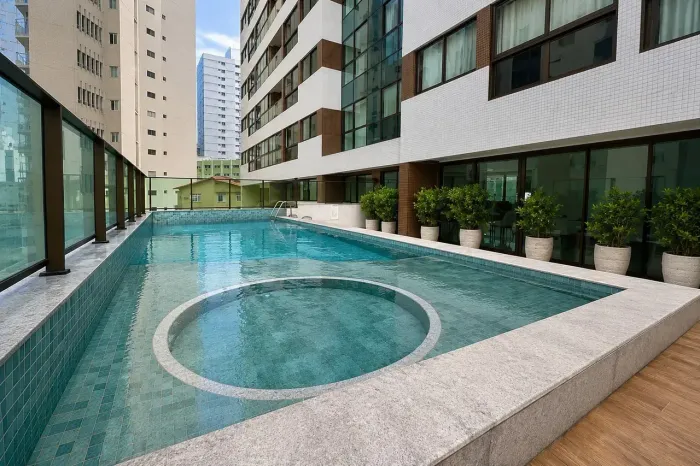 Imóvel para aluguel possui 92 metros quadrados com 3 quartos em Boa Viagem - Recife - PE