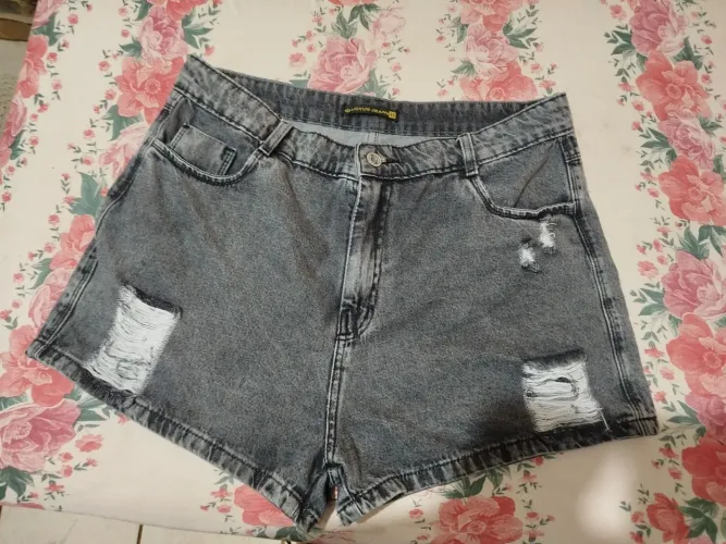 Vendo short jeans feminino