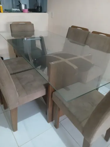 Mesa de vidro 6 cadeiras R$ 800,00