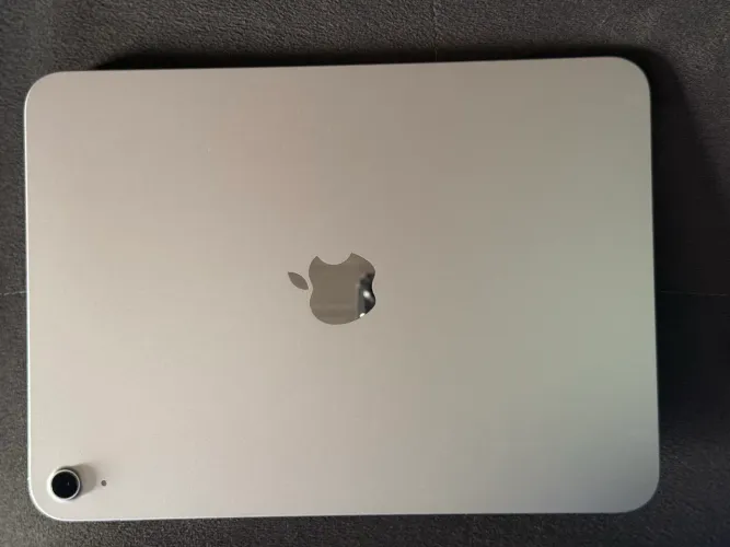 IPAD 11. IMPECÁVEL, 128 GB NA GARANTIA, COM 100% DA BATERIA