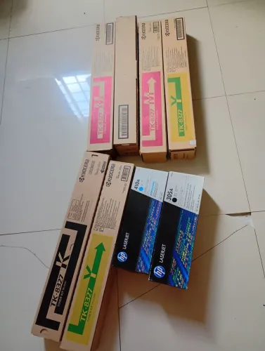 Vendo cartuchos de impressora, não sei se estão funcionando. Estão novos.