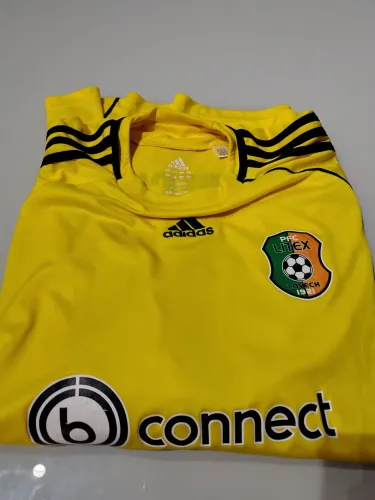 CAMISA MODELO JOGADOR GOLEIRO PFC LITEX LOVECH