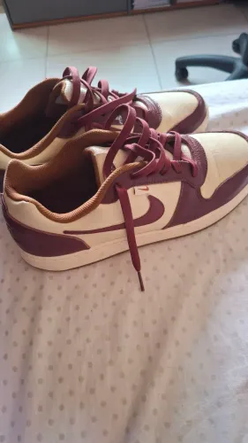 Tênis NIKE COURO NOVO 
