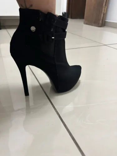 Bota salto fino 