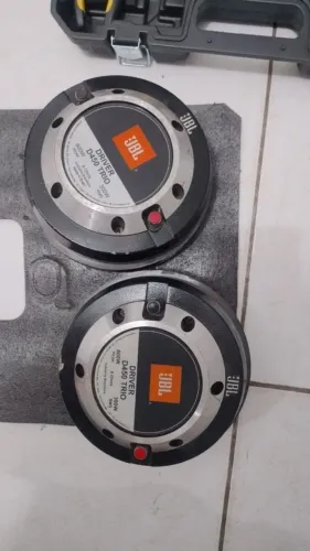 Corneta D450 trio 300 rms
