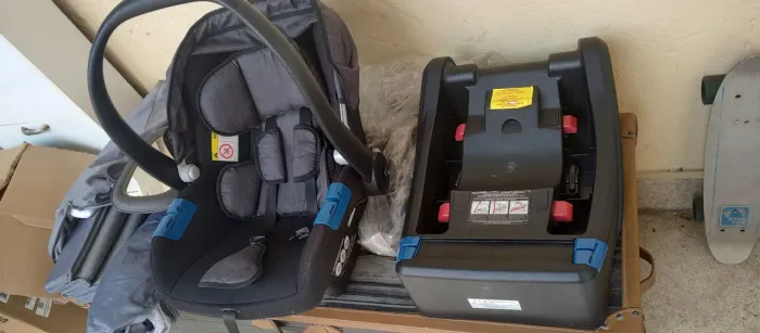 Bebê Conforto Touring com base e espelho
