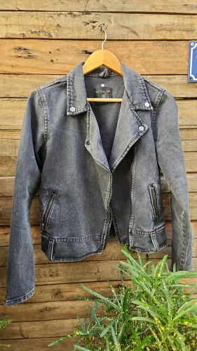 Jaqueta Jeans Preta