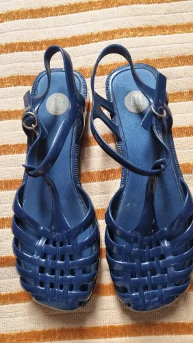 Sandália Melissa aranha original. Tam 36