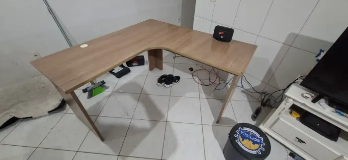 Mesa em L de escritório